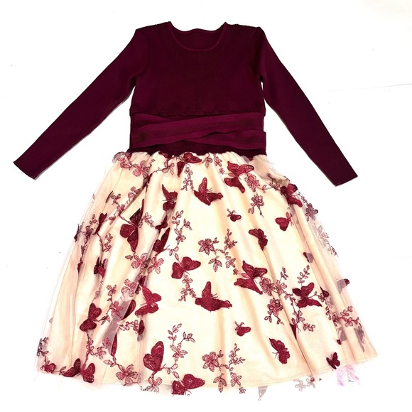 Chicwish Cream and Red Floral A-Line Dress - Picture 5 of 16